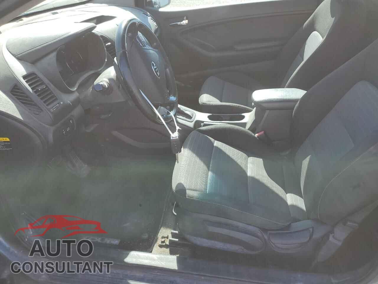 KIA FORTE 2016 - KNAFX6A82G5624583