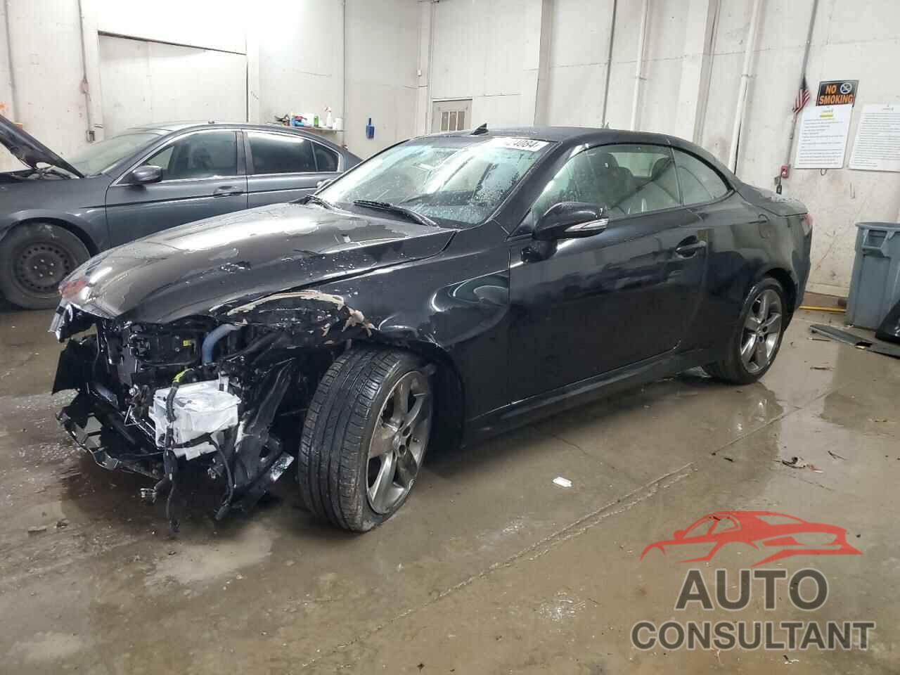 LEXUS IS 2011 - JTHFF2C22B2520711