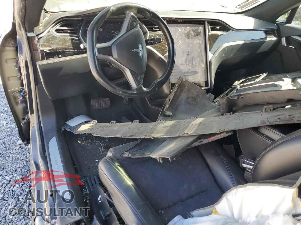 TESLA MODEL S 2018 - 5YJSA1E23JF293689