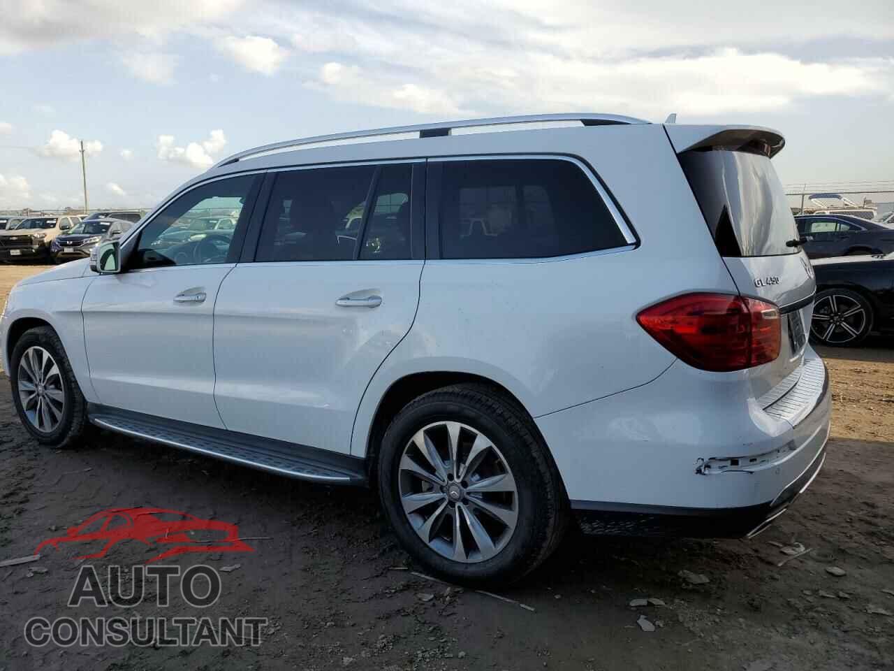 MERCEDES-BENZ GL-CLASS 2015 - 4JGDF6EE9FA502012