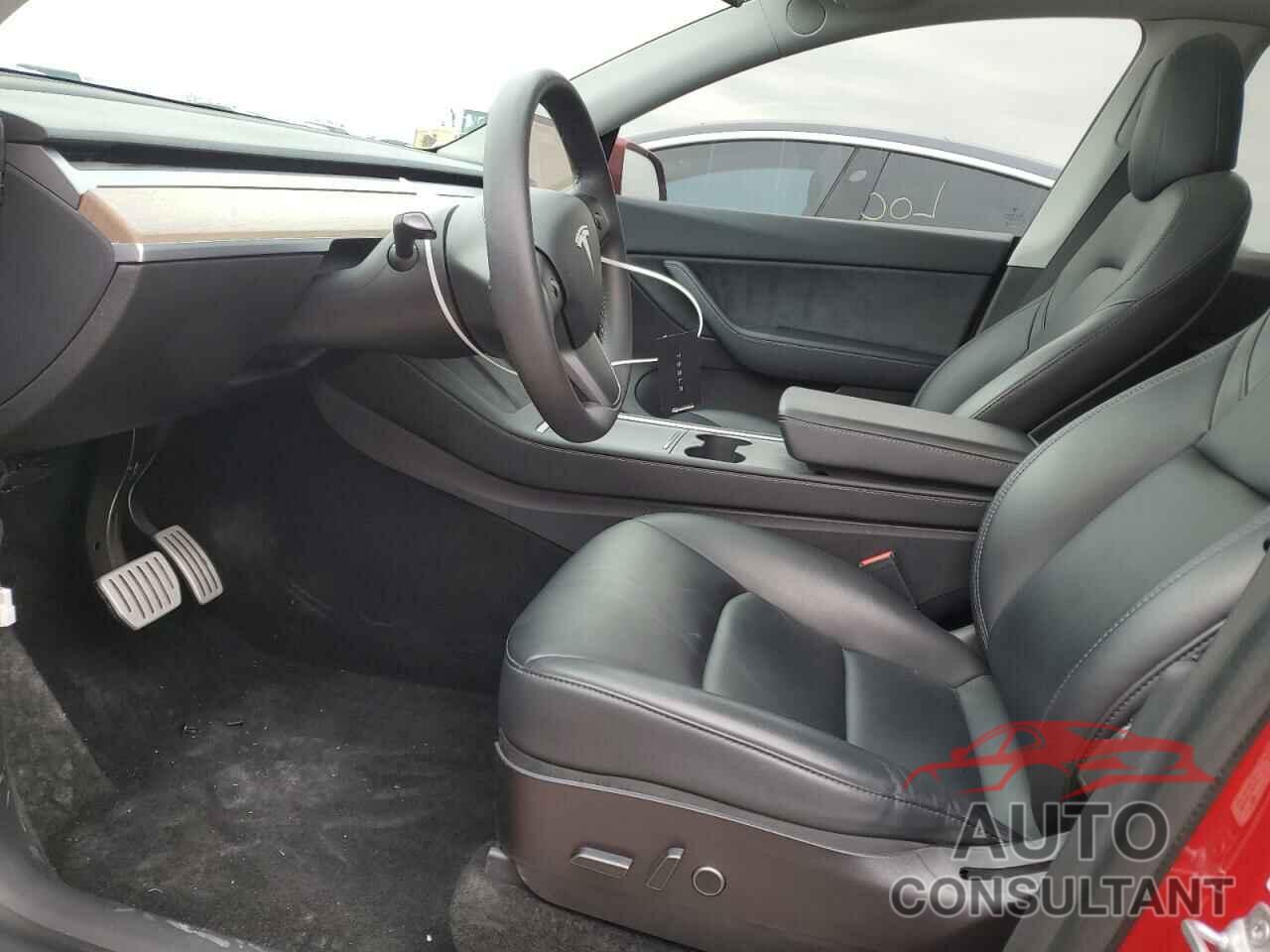 TESLA MODEL Y 2021 - 5YJYGDEF4MF189455