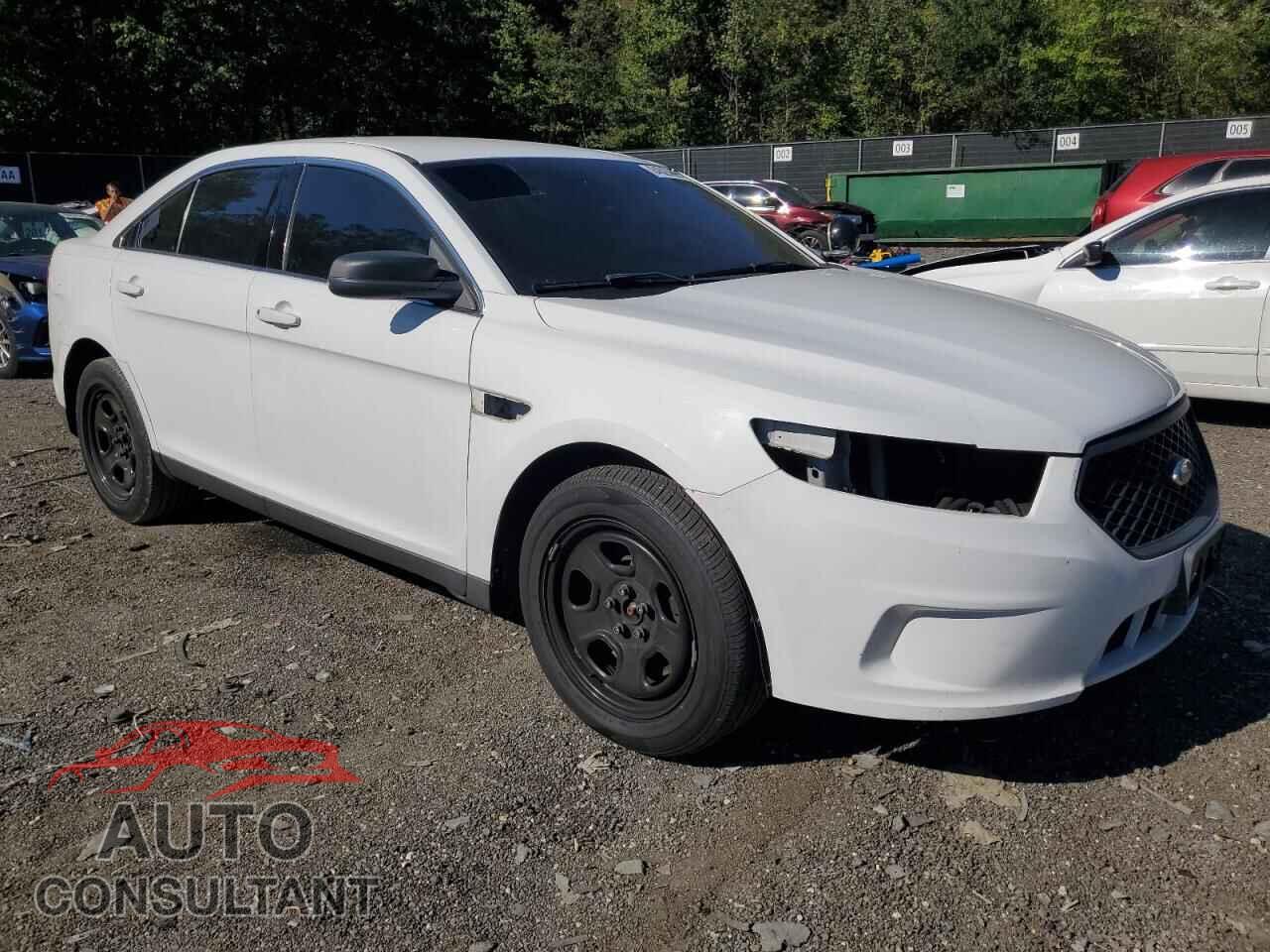 FORD TAURUS 2015 - 1FAHP2L84FG182206