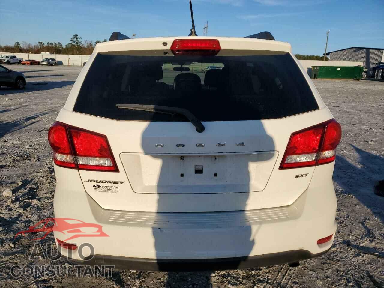 DODGE JOURNEY 2015 - 3C4PDCBB3FT572484