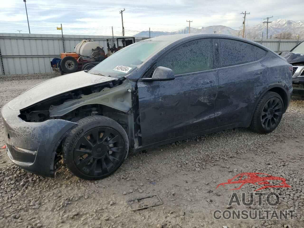 TESLA MODEL Y 2021 - 5YJYGDEEXMF268488