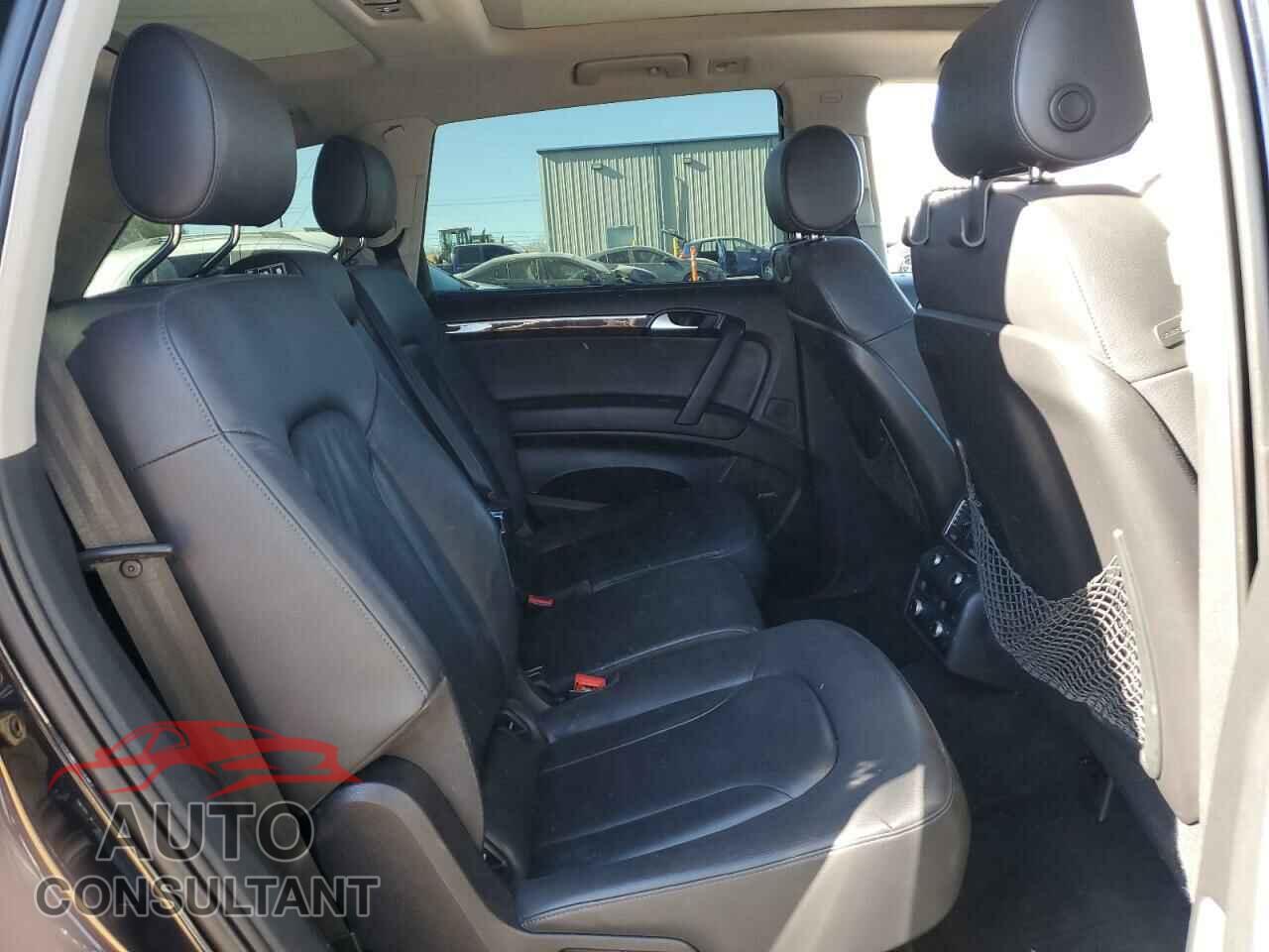 AUDI Q7 2010 - WA1DVAFE9AD000076