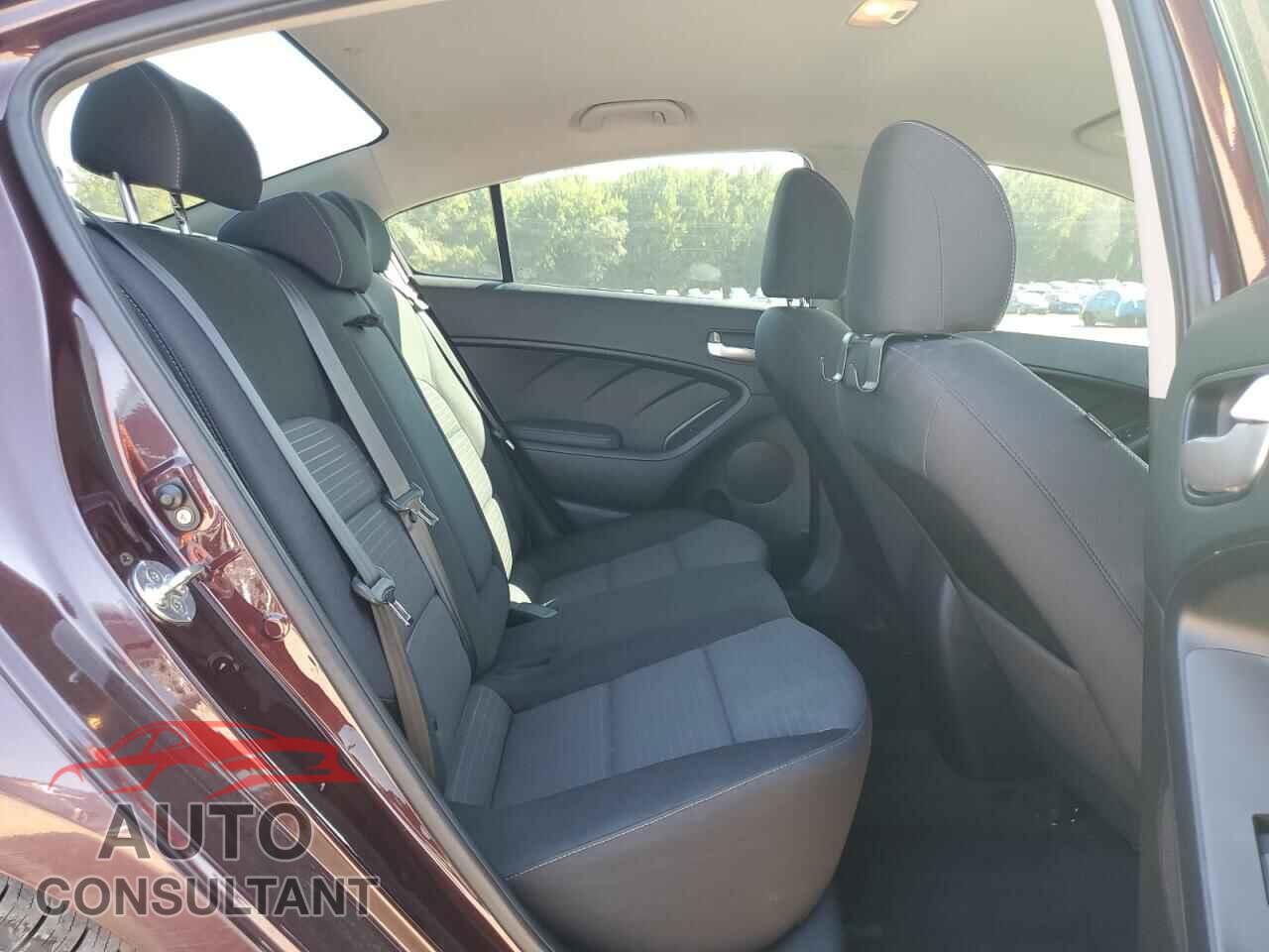 KIA FORTE 2017 - 3KPFL4A79HE110505