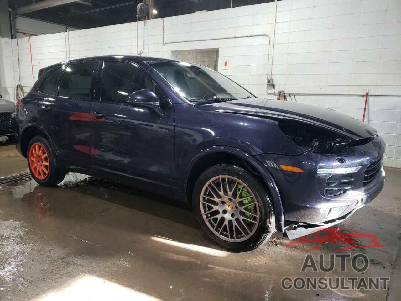 PORSCHE CAYENNE 2017 - WP1AA2A24HKA83184