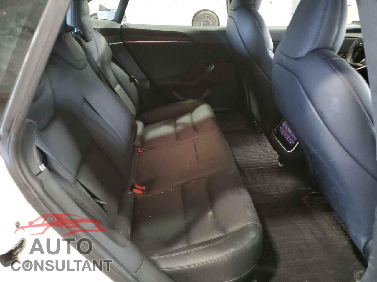 TESLA MODEL S 2021 - 5YJSA1E58MF452799