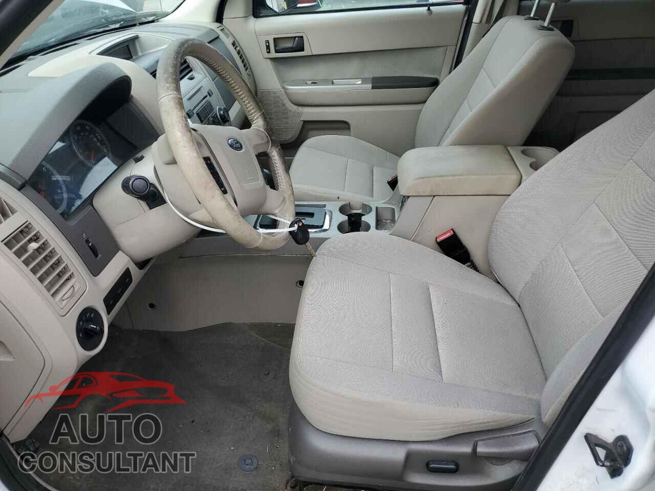 FORD ESCAPE 2011 - 1FMCU9D73BKB74256