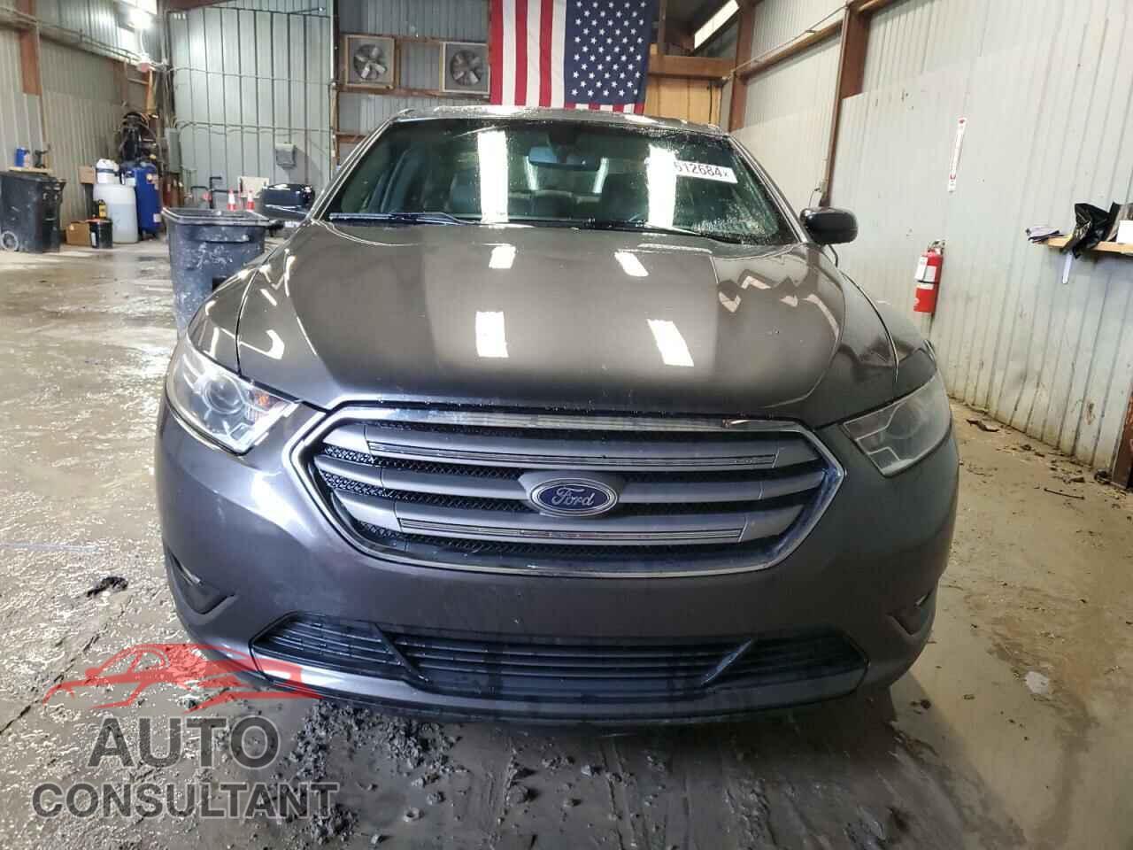 FORD TAURUS 2015 - 1FAHP2H80FG115918