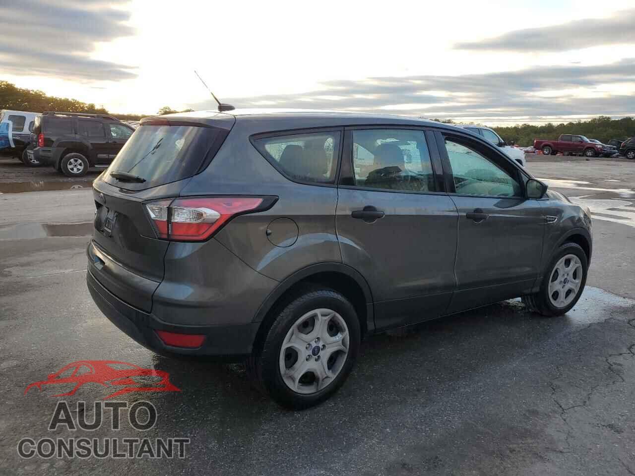 FORD ESCAPE 2017 - 1FMCU0F77HUD35116