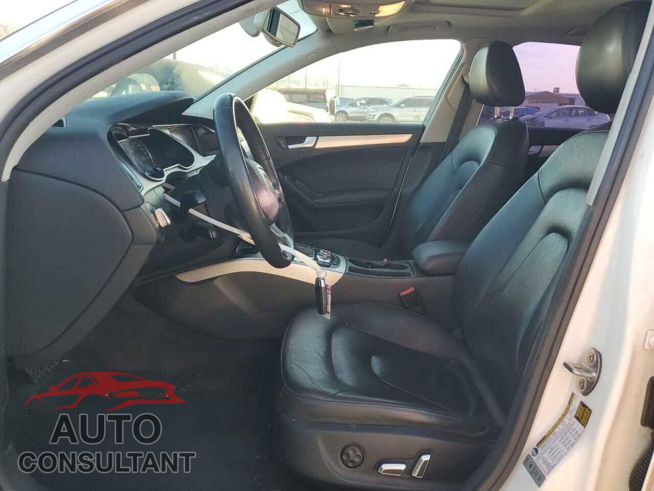 AUDI A4 2013 - WAUEFAFLXDN044184