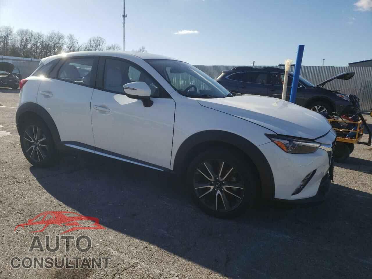 MAZDA CX-3 2017 - JM1DKFD72H0168191