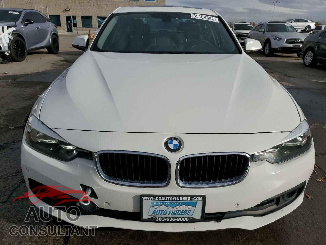 BMW 3 SERIES 2016 - WBA8E5G50GNU21715