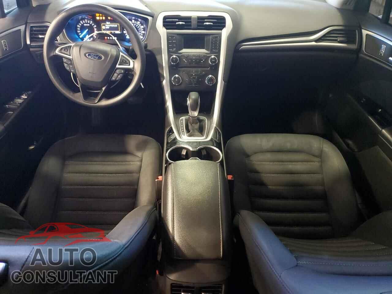 FORD FUSION 2015 - 3FA6P0H71FR221502