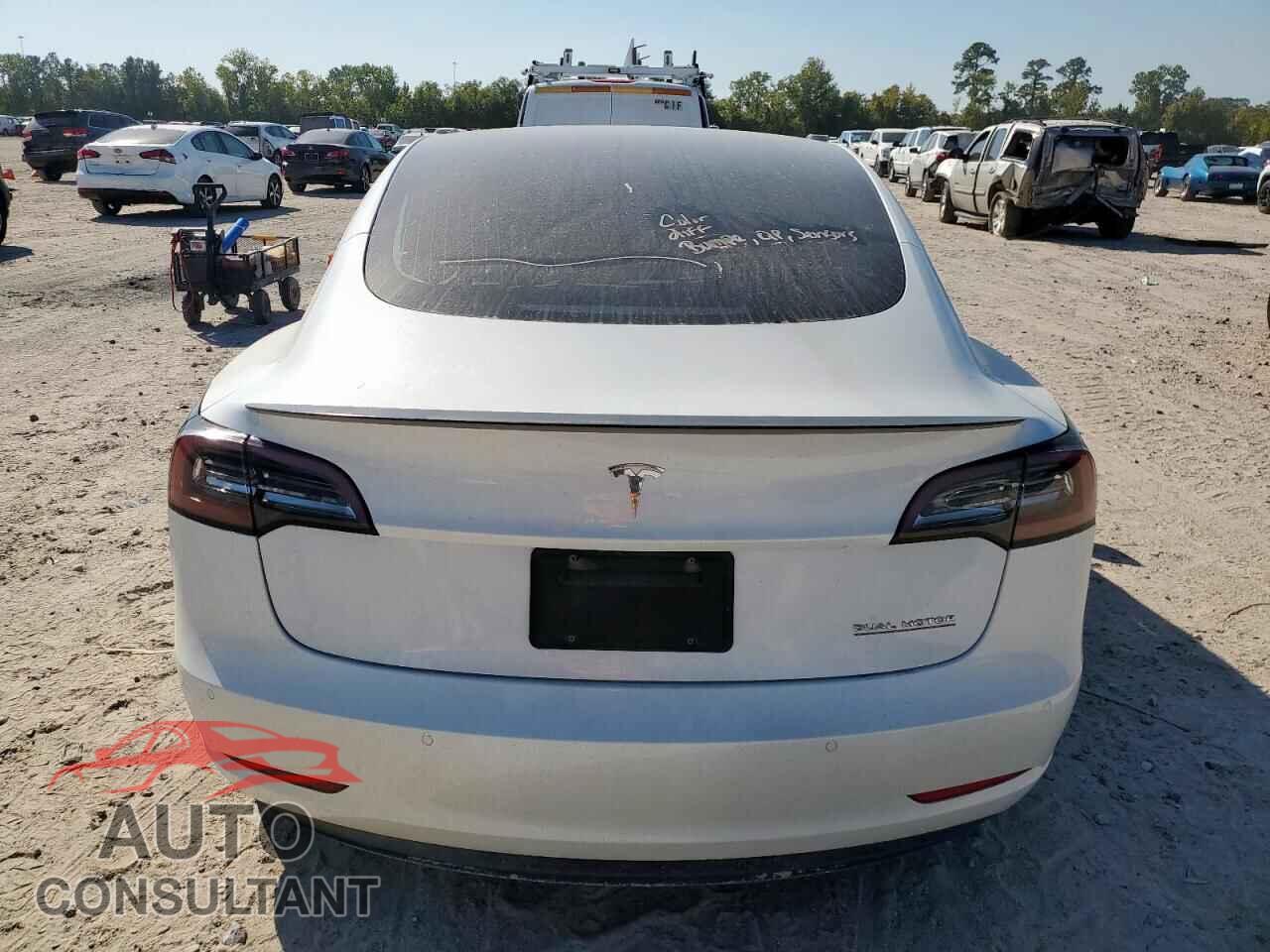 TESLA MODEL 3 2020 - 5YJ3E1EC4LF800281