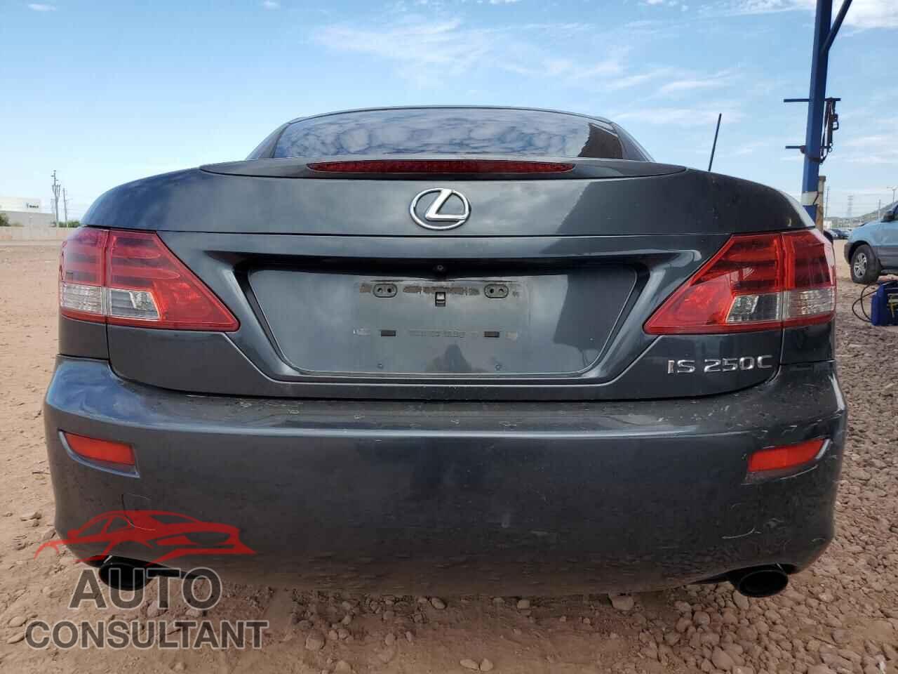 LEXUS IS 2011 - JTHFF2C27B2515472
