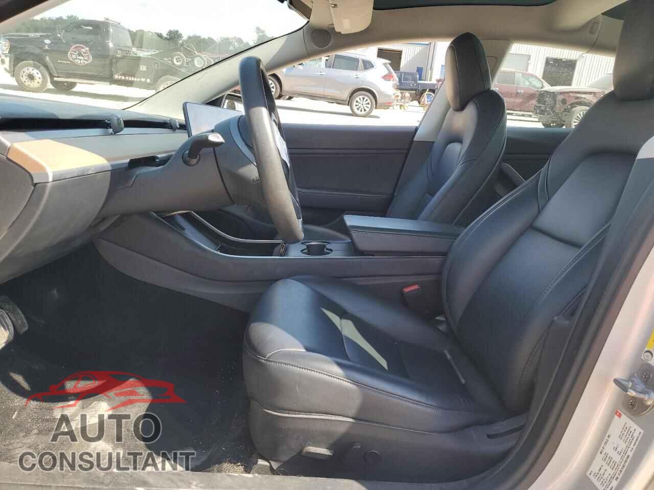 TESLA MODEL 3 2018 - 5YJ3E1EA2JF037494