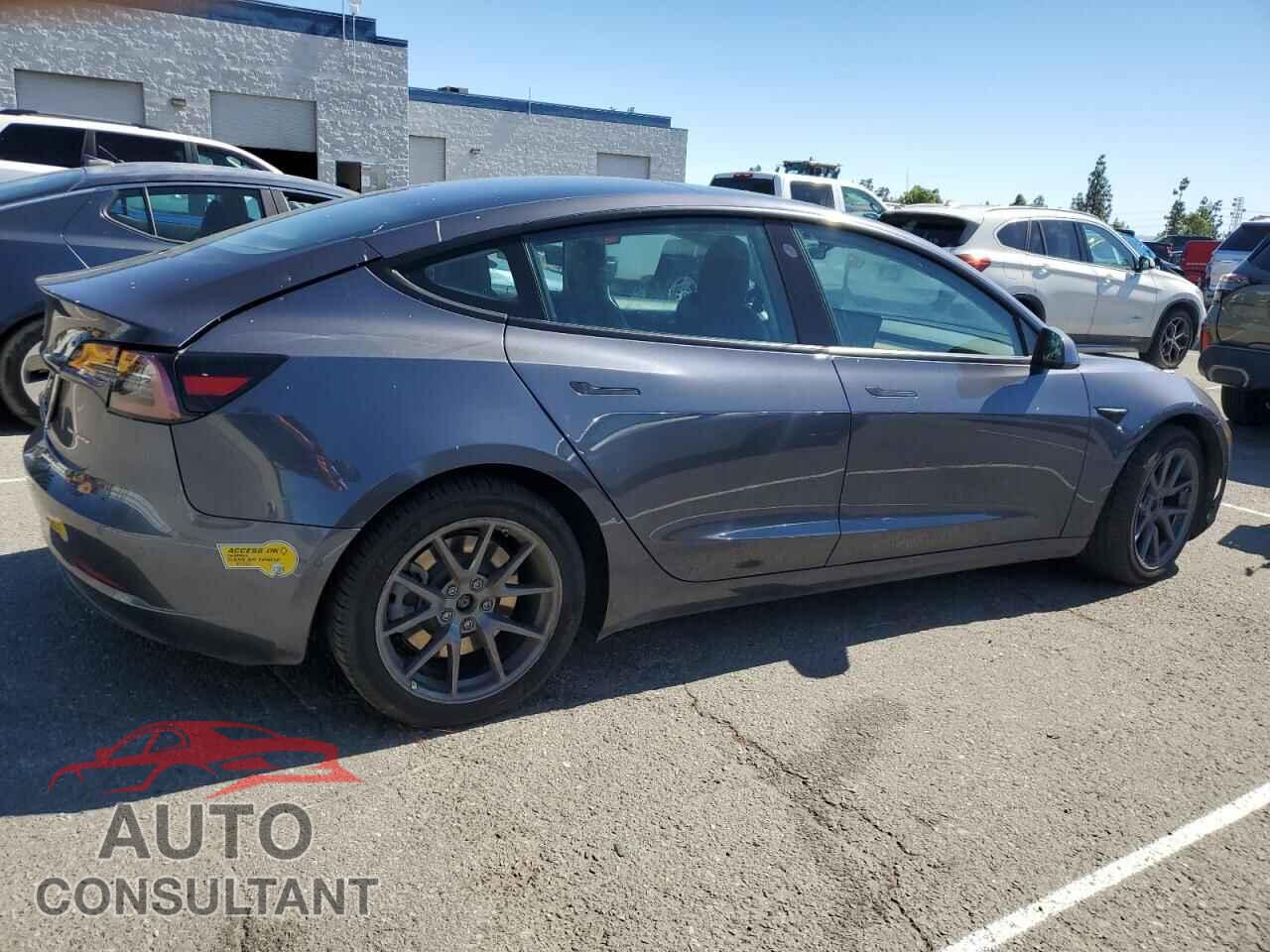 TESLA MODEL 3 2021 - 5YJ3E1EB4MF995906