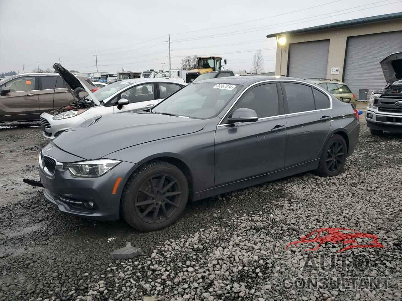 BMW 3 SERIES 2018 - WBA8B9C59JEE80892