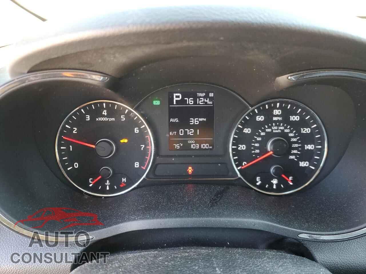 KIA FORTE 2018 - 3KPFK4A76JE168564