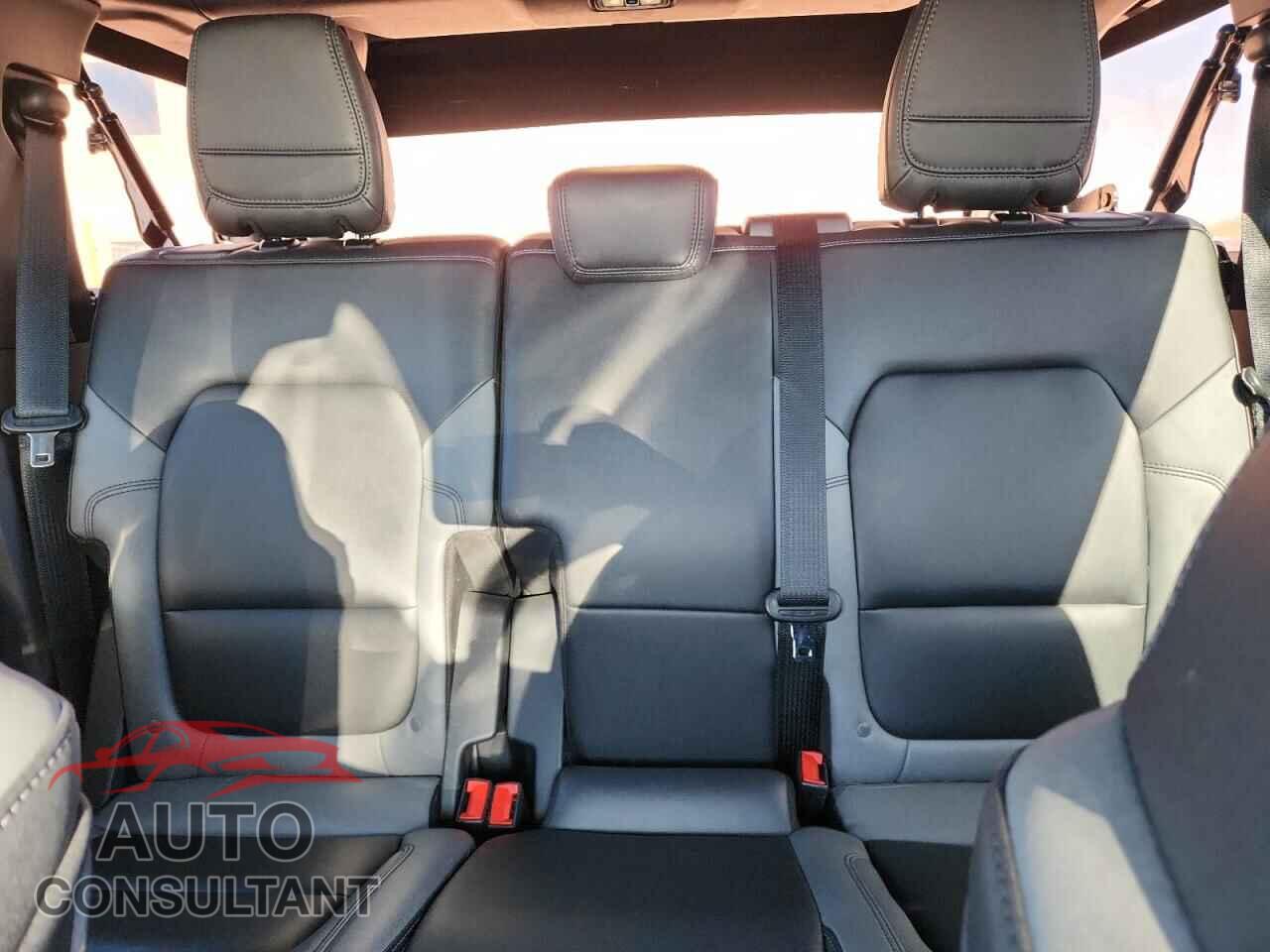 FORD BRONCO 2023 - 1FMEE5DP7PLC19103
