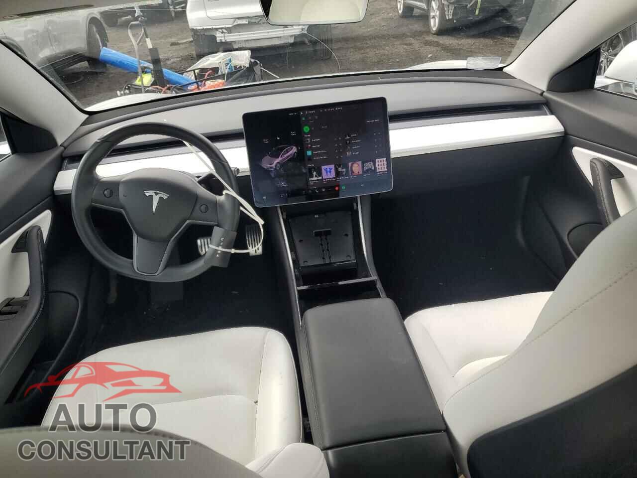 TESLA MODEL 3 2018 - 5YJ3E1EB6JF135209