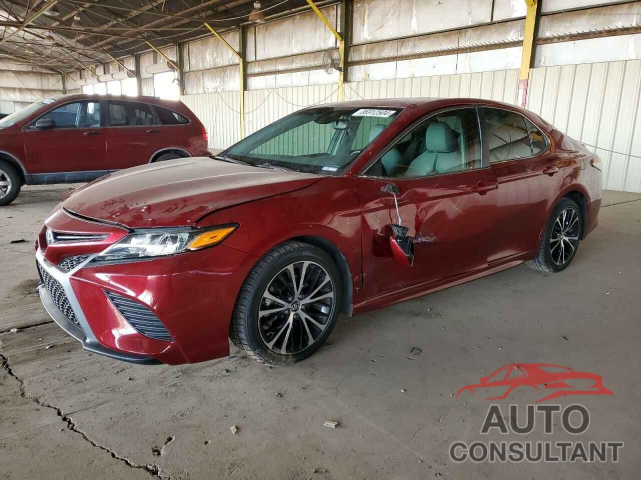 TOYOTA CAMRY 2018 - 4T1B11HK7JU594948