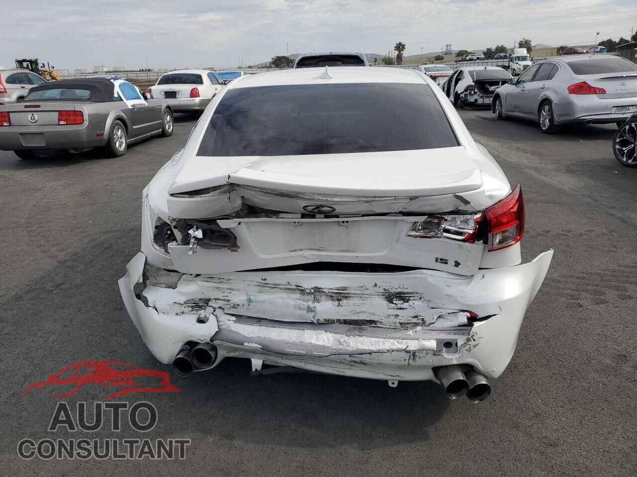 LEXUS IS 2012 - JTHBP5C28C5010229