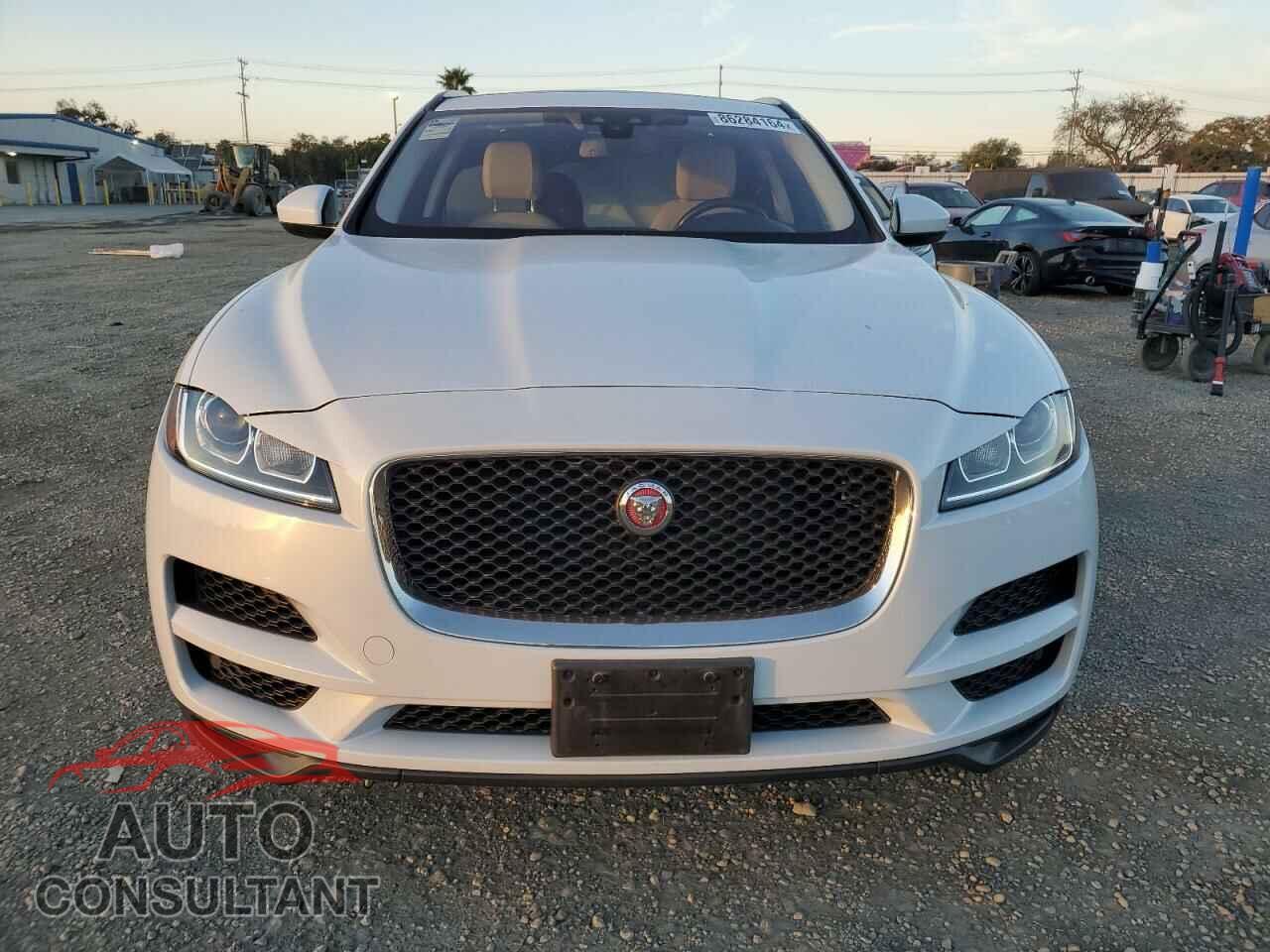 JAGUAR F-PACE 2018 - SADCJ2FX3JA274948