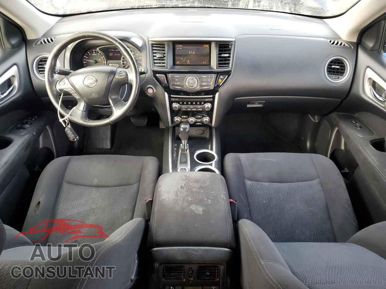 NISSAN PATHFINDER 2013 - 5N1AR2MM2DC650239