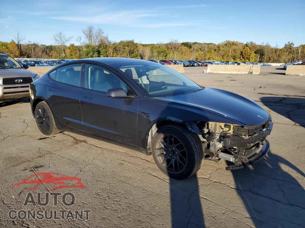 TESLA MODEL 3 2024 - 5YJ3E1EA4RF741577