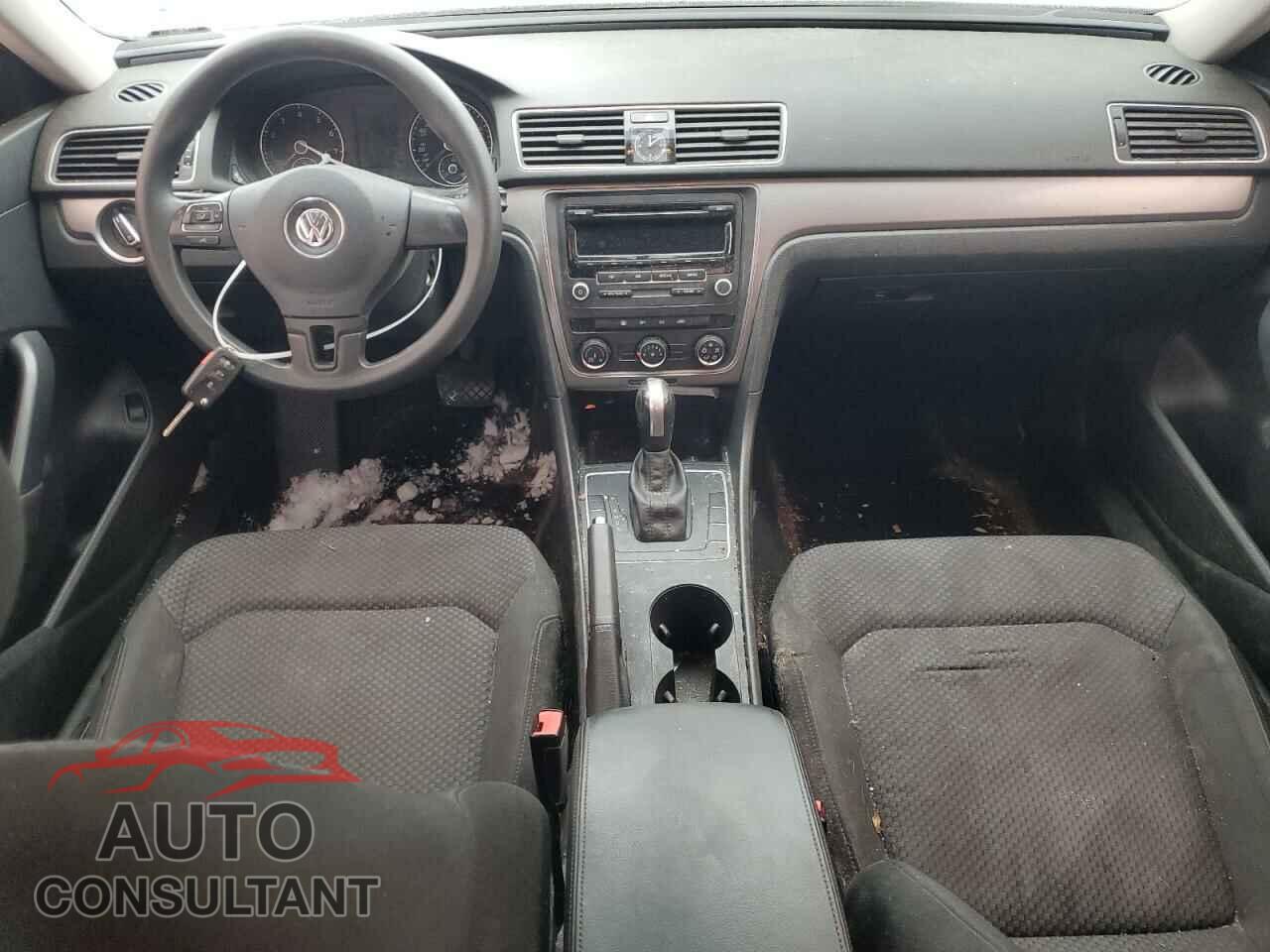 VOLKSWAGEN PASSAT 2014 - 1VWAS7A33EC044657