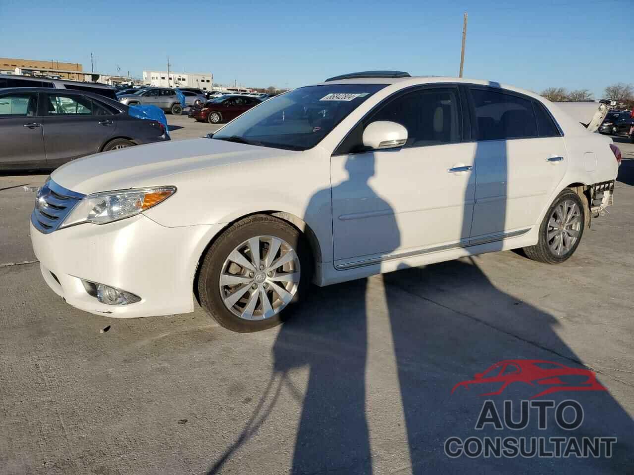 TOYOTA AVALON 2011 - 4T1BK3DB8BU430866