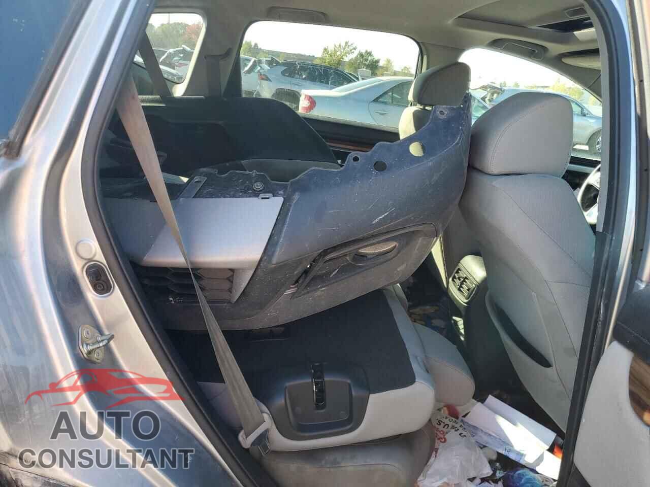 HONDA CRV 2017 - 5J6RW2H52HL012348
