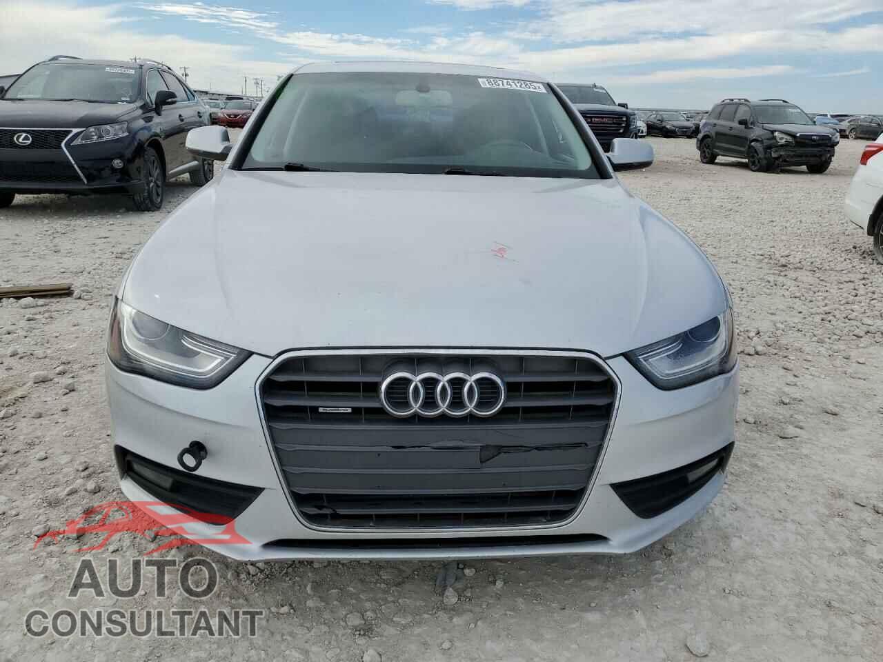AUDI A4 2013 - WAUFFAFL3DN035346