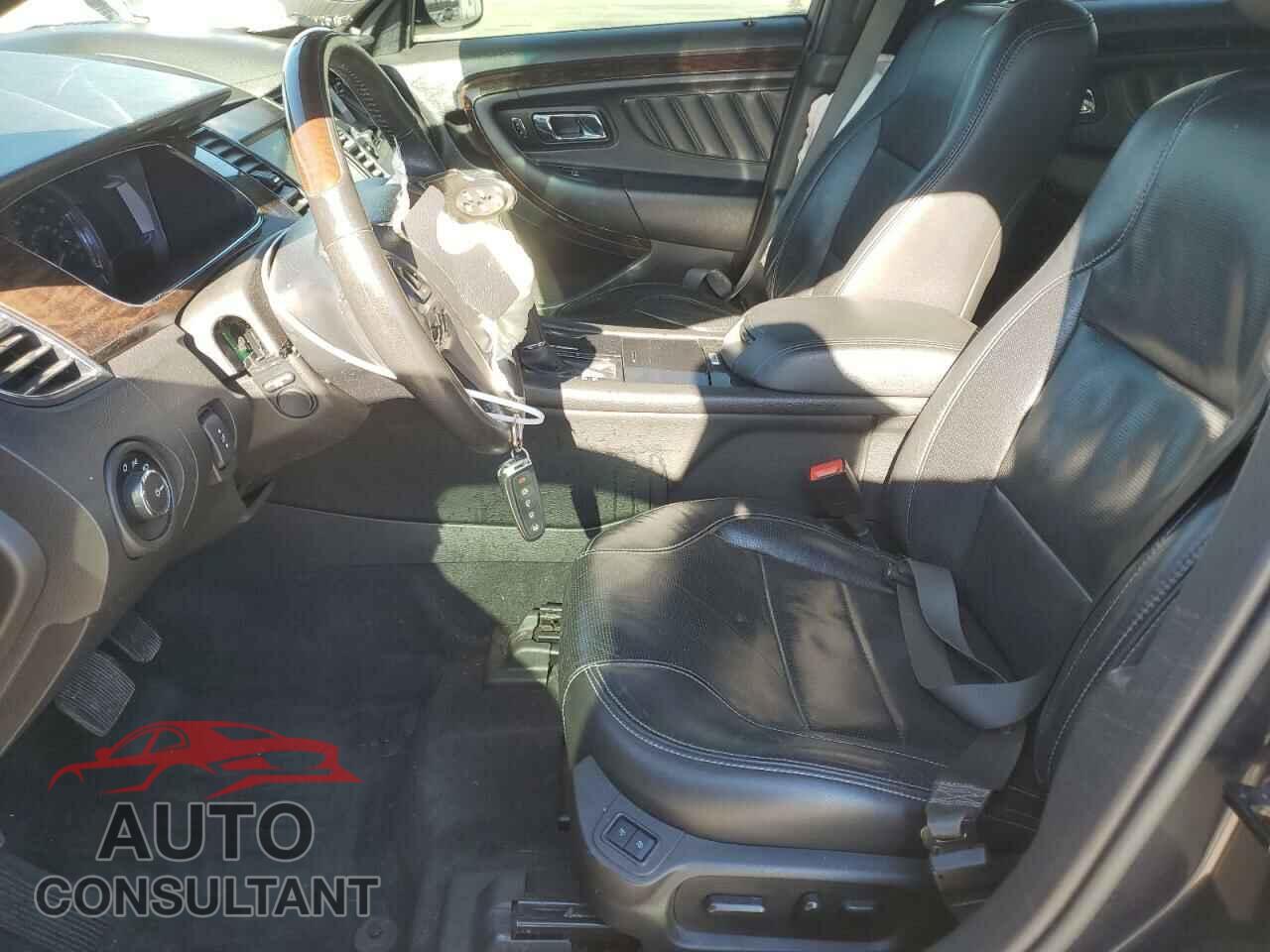 FORD TAURUS 2017 - 1FAHP2F84HG125292