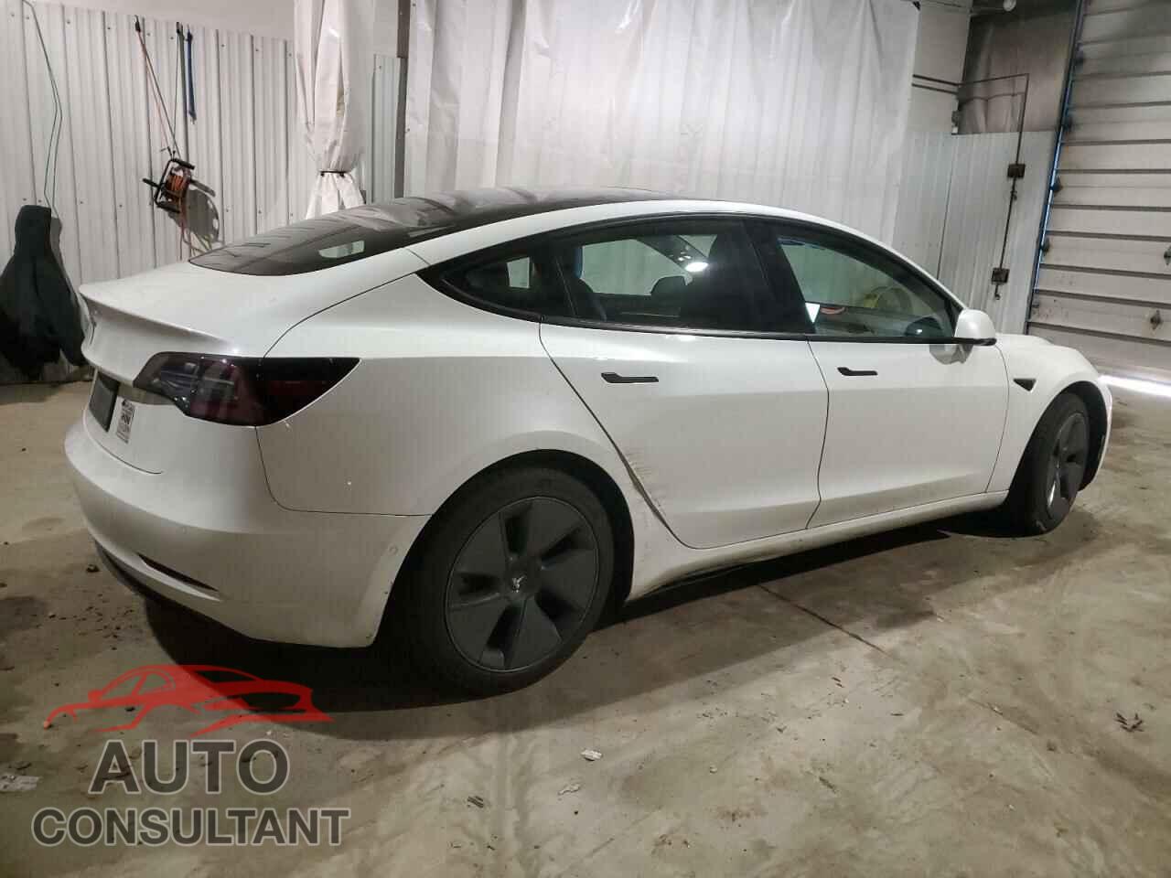 TESLA MODEL 3 2021 - 5YJ3E1EA1MF063654