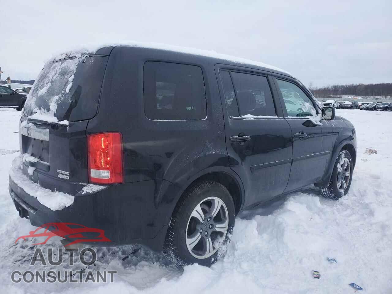 HONDA PILOT 2015 - 5FNYF4H33FB076863
