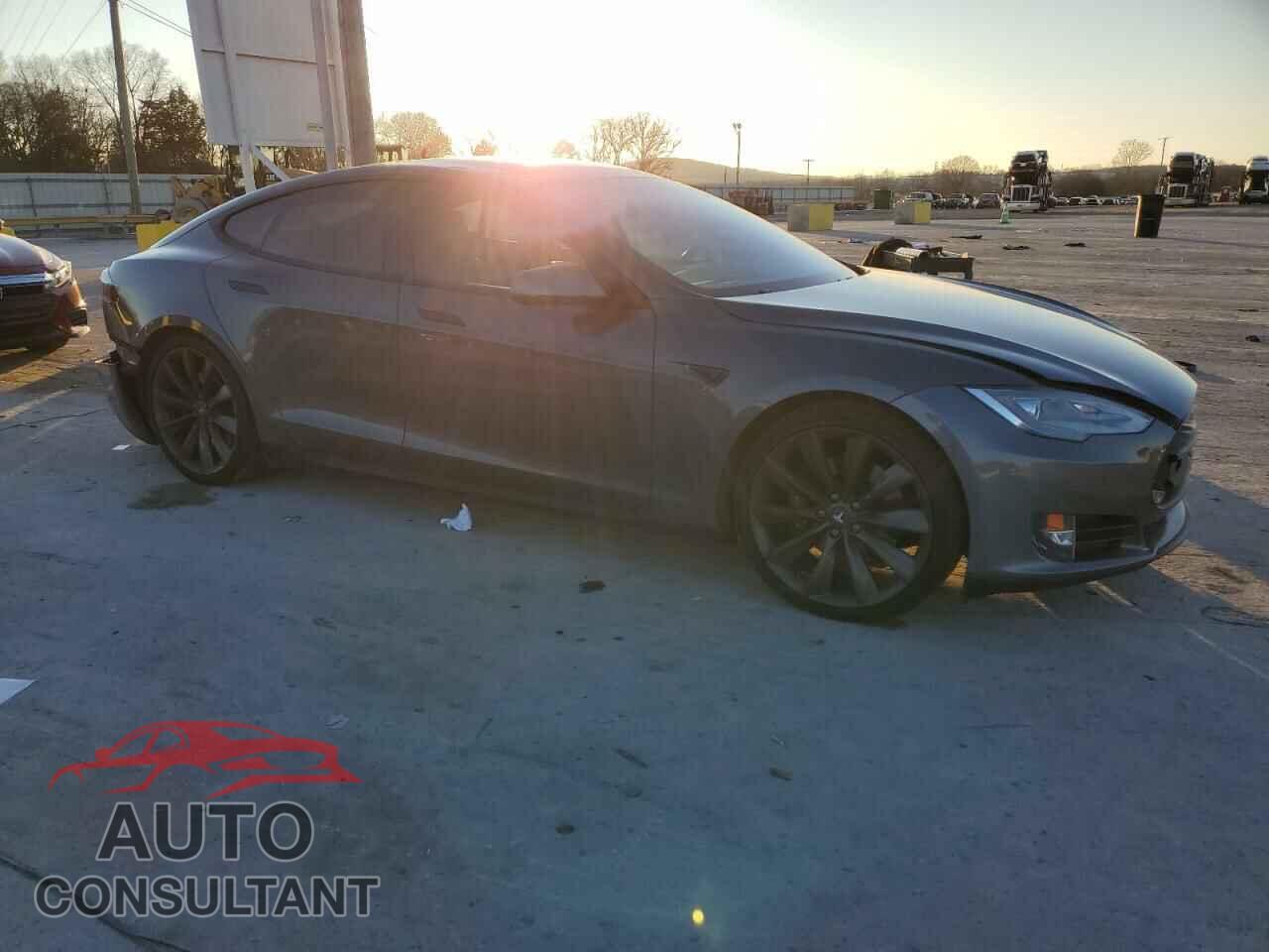 TESLA MODEL S 2013 - 5YJSA1CP6DFP17482