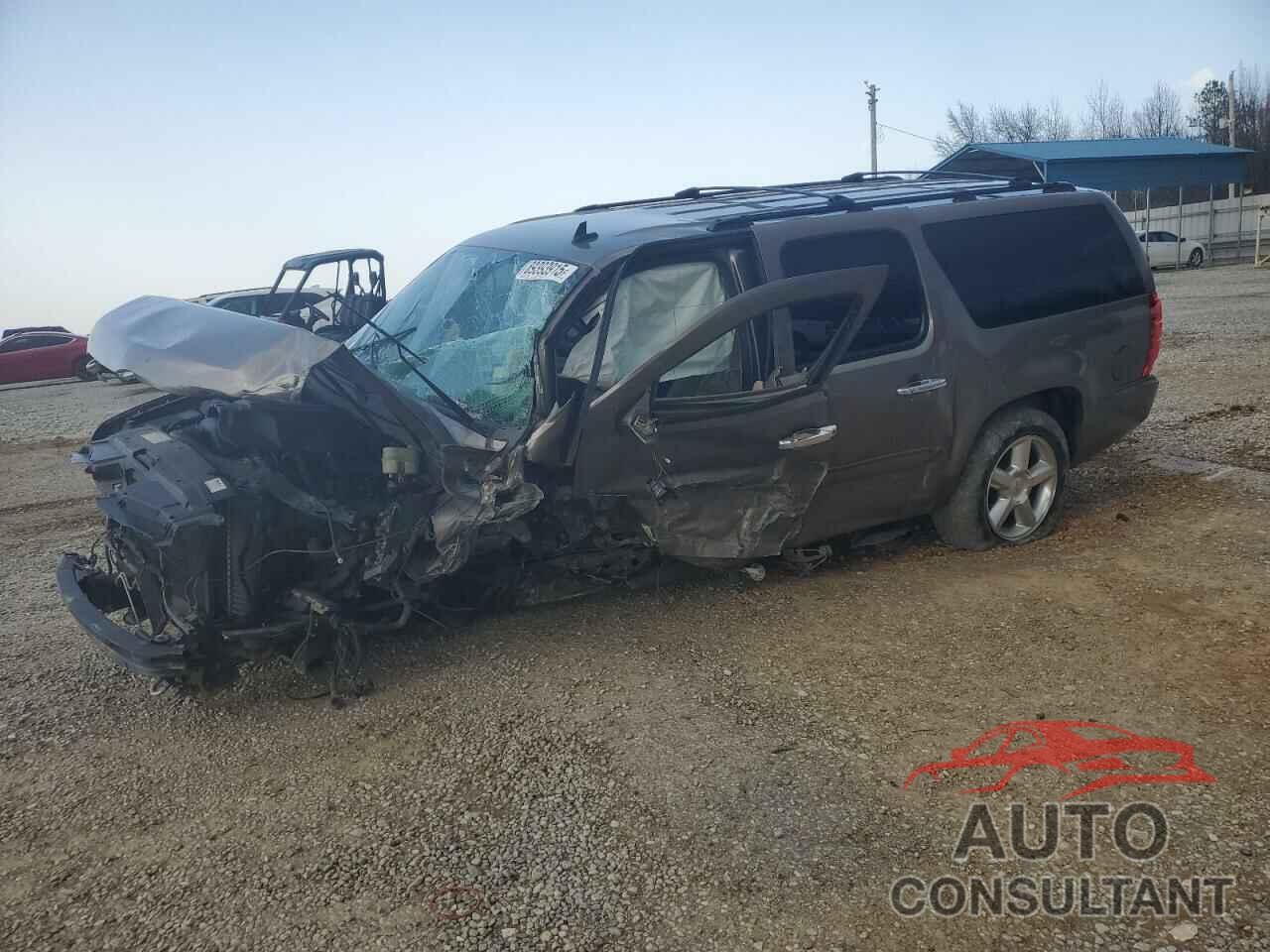 CHEVROLET SUBURBAN 2012 - 1GNSCHE05CR150944