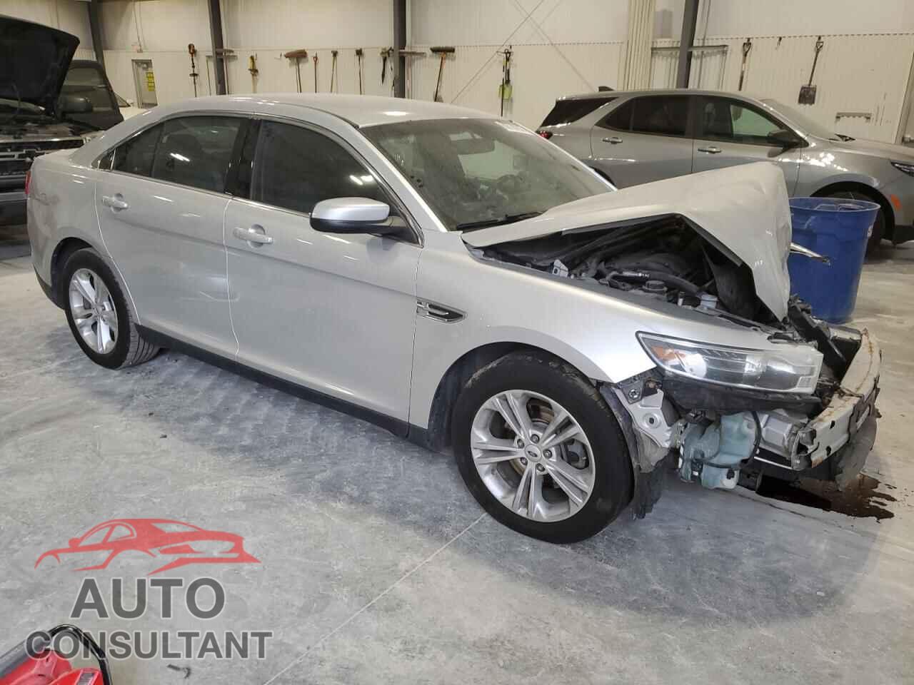 FORD TAURUS 2015 - 1FAHP2E85FG151561