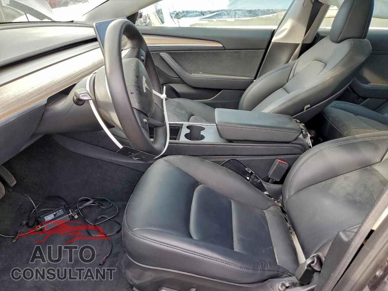 TESLA MODEL 3 2023 - 5YJ3E1EB6PF681484