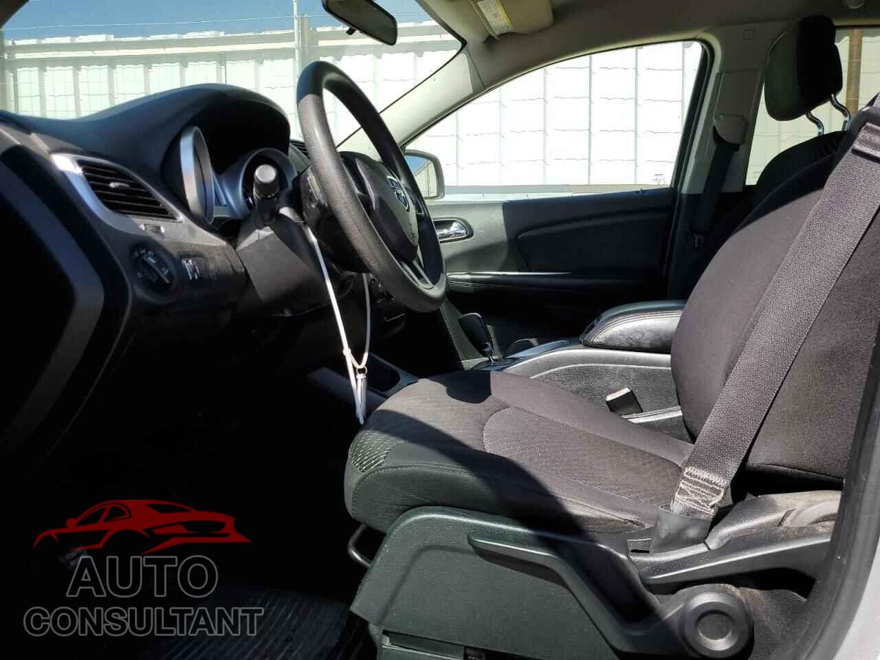 DODGE JOURNEY 2015 - 3C4PDCBG7FT627644