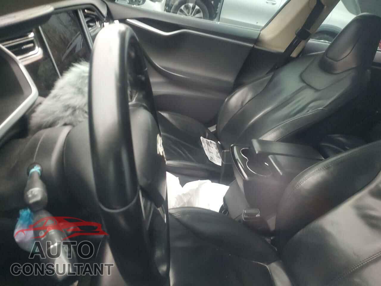 TESLA MODEL S 2013 - 5YJSA1AC9DFP10705
