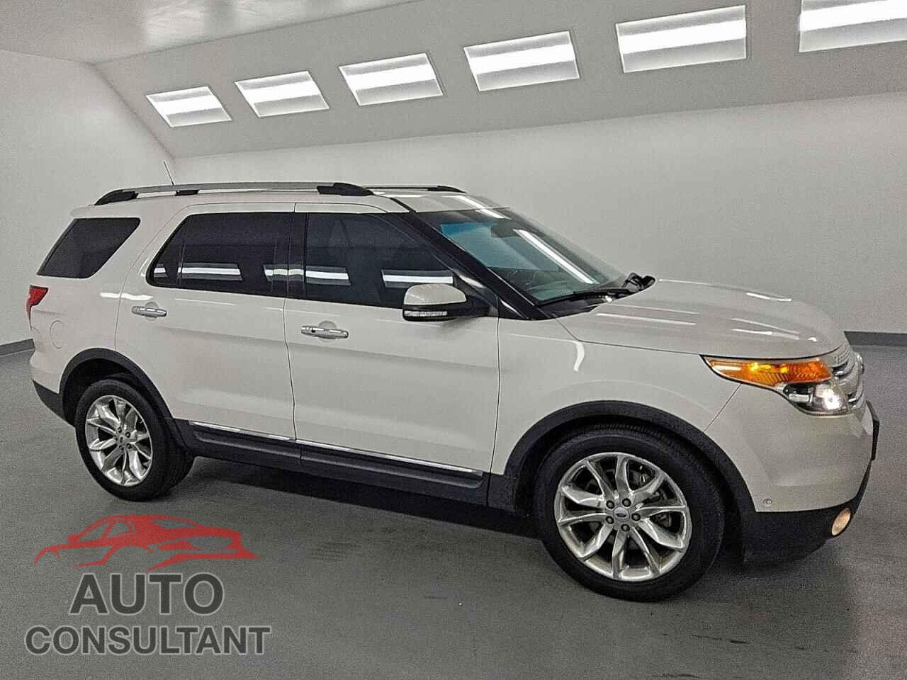 FORD EXPLORER 2014 - 1FM5K7F82EGC36021