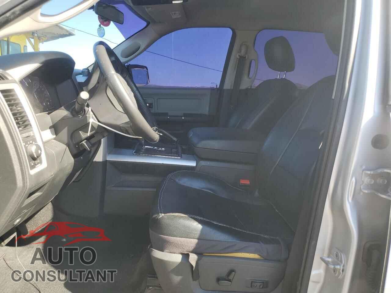 DODGE RAM 1500 2012 - 1C6RD7LT3CS349454