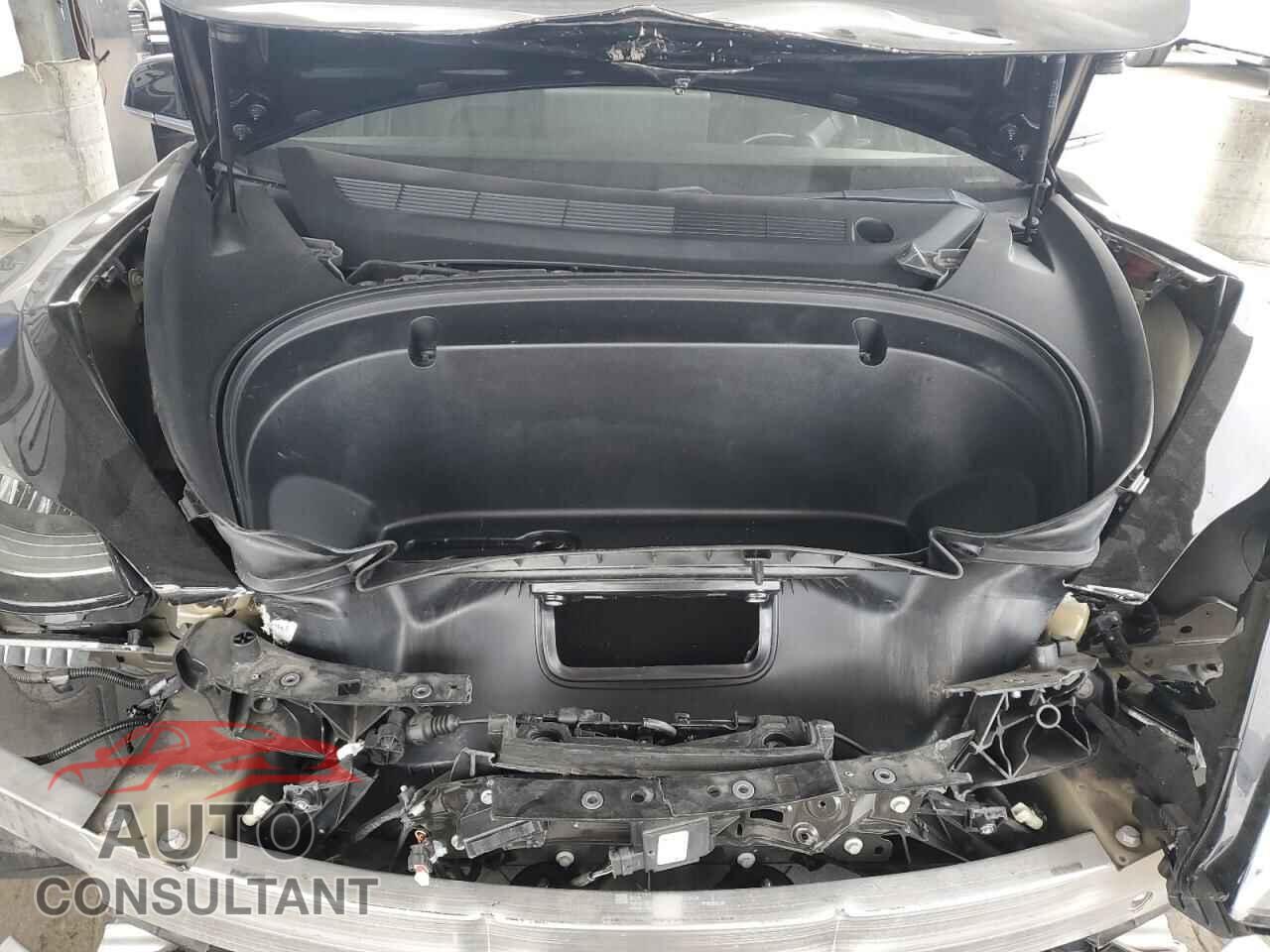 TESLA MODEL 3 2018 - 5YJ3E1EA9JF172228