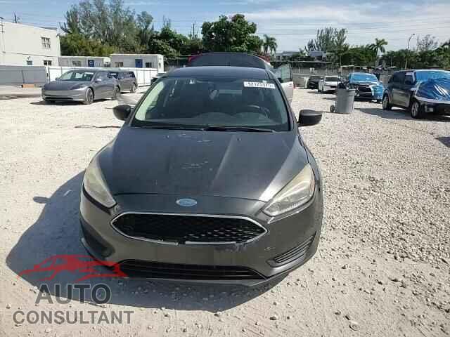 FORD FOCUS 2017 - 1FADP3E24HL337862
