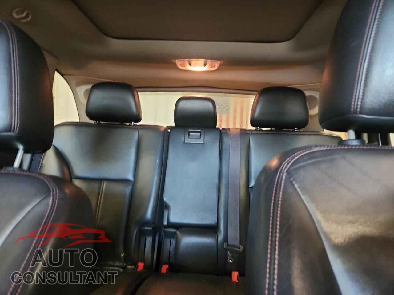FORD EDGE 2011 - 2FMDK4KC4BBA70821